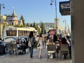 Винные дегустации в Vinoteca: почувствуйте вкус по-настоящему.