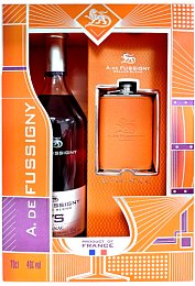 Коньяк "Селлар Бленд ВС" трехлетний  0,7 л + фляга в подар.упак.