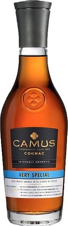 Коньяк "Камю Вери Спешл" трехлетний 0,7 л