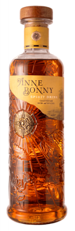 Спиртной напиток прочий "Энн Бонни" на основе рома 0,7 л