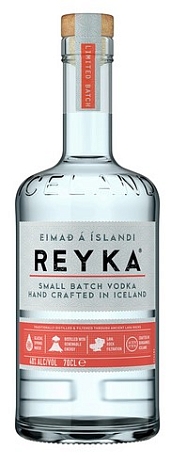 Водка "Рейка Смол Батч Водка" 0,7 л